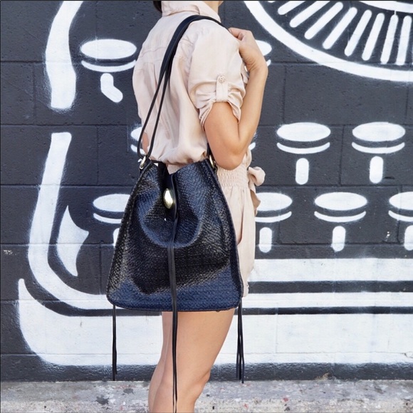 Boutique-Pink Haley Imogen Crossbody Bag in Black - Picture 2 of 5